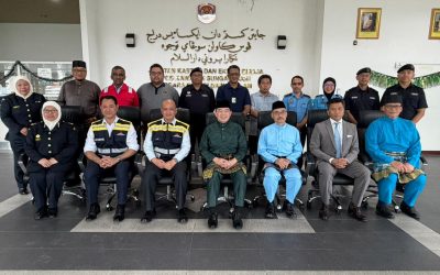 Lawatan Kerja Menteri di Jabatan Perdana Menteri dan Menteri Kewangan dan Ekonomi II di Pos Kawalan Sungai Tujoh bagi Pelaksanaan Kawalan Tangki Bahan Api Kenderaan ke Negara Brunei Darussalam